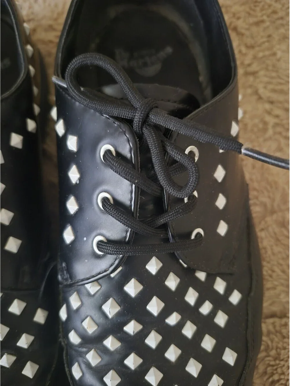 N/A dr martens